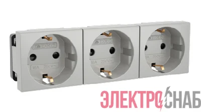 Розетка 3-м Viva 16А IP20 сер. DKC 45023