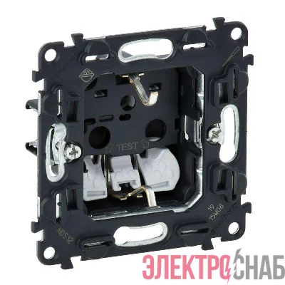 Механизм розетки Valena In'matic 16А 250В 2К+З защ. шторки безвинт. зажимы. Leg 753030