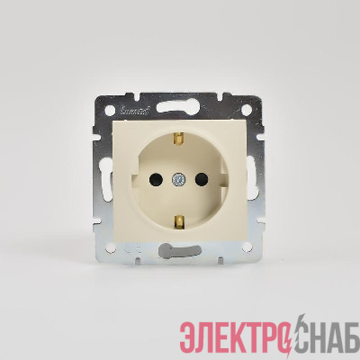 Розетка 1-м СП Karina с заземл. защ. шторки термопласт механизм крем. LEZARD 707-0388-124B