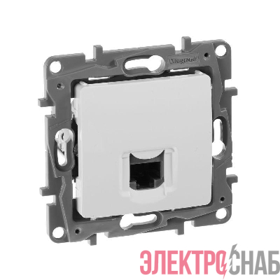 Розетка компьютерная 1-м СП Etika RJ45 кат.5E UTP механизм бел. IEK 672241